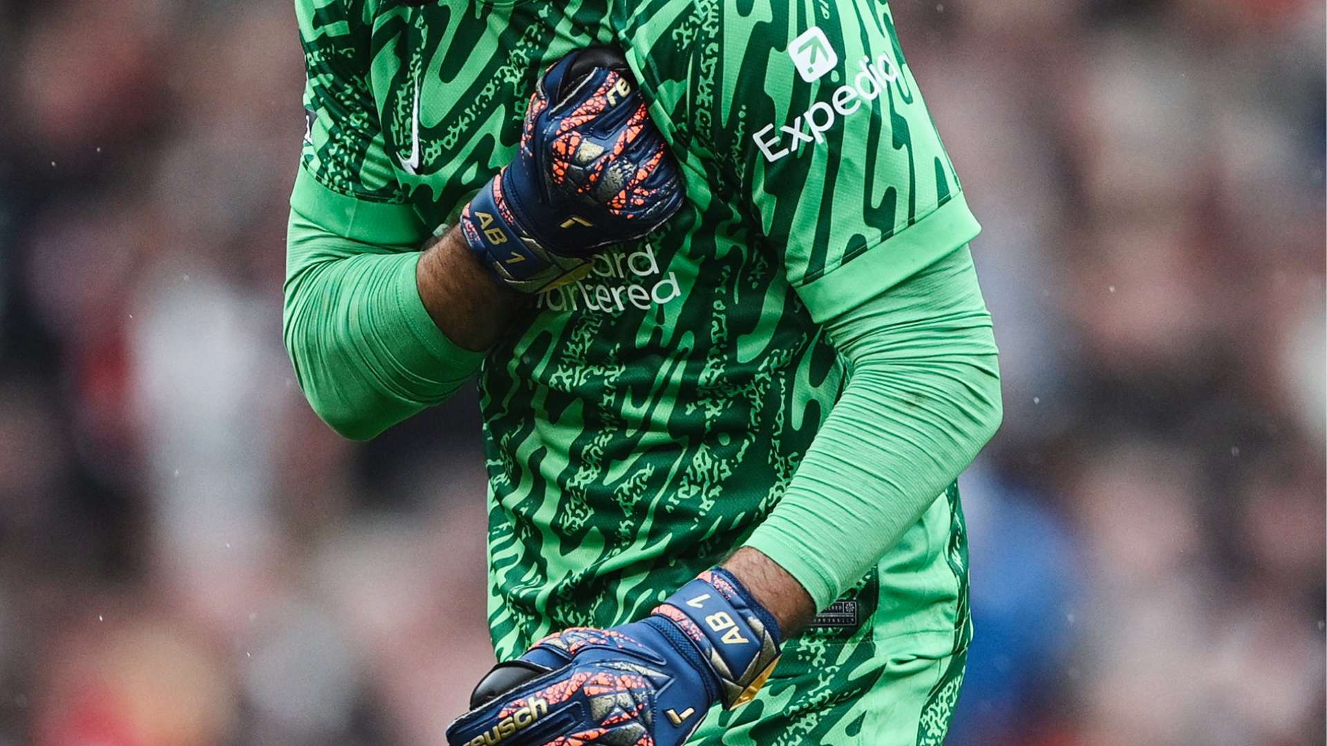 攻队友破门 攻队友破门